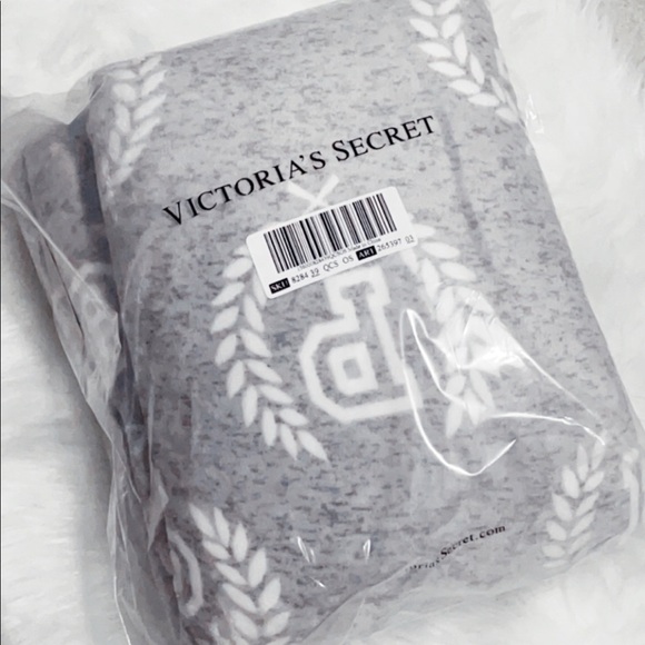 PINK Victoria's Secret Other - [PINK Victoria’s Secret] Grey Sherpa Blanket